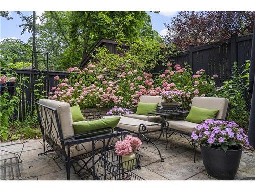 2 Oak Knoll Drive, Hamilton, ON - Outdoor With Deck Patio Veranda