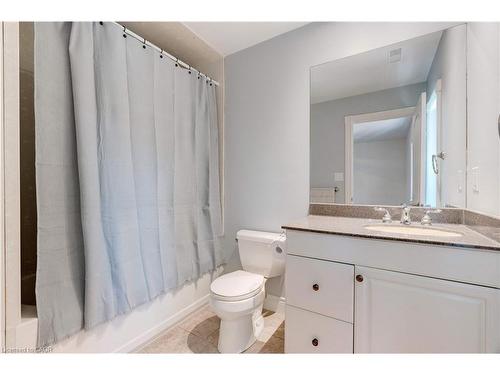 106 Appleby Place, Burlington, ON - Indoor Photo Showing Bathroom