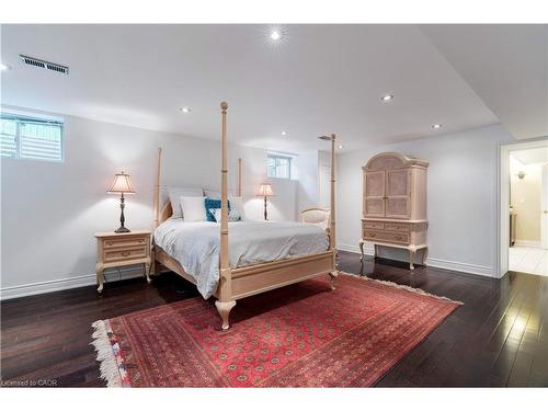 106 Appleby Place, Burlington, ON - Indoor Photo Showing Bedroom