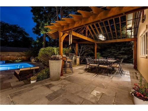 106 Appleby Place, Burlington, ON - Outdoor