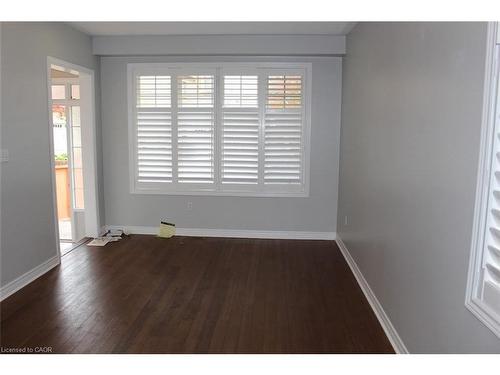 2128 Blackforest Crescent, Oakville, ON - Indoor Photo Showing Other Room