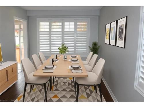2128 Blackforest Crescent, Oakville, ON - Indoor Photo Showing Dining Room