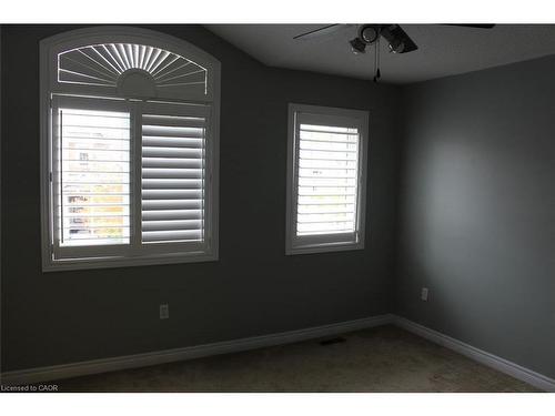 2128 Blackforest Crescent, Oakville, ON - Indoor Photo Showing Other Room