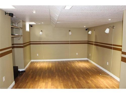 2128 Blackforest Crescent, Oakville, ON - Indoor Photo Showing Other Room