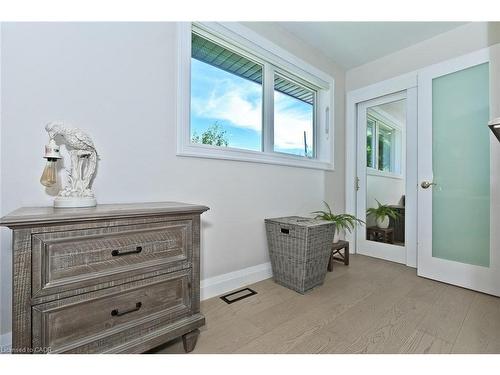 214 Ashford Drive, Barrie, ON - Indoor Photo Showing Other Room