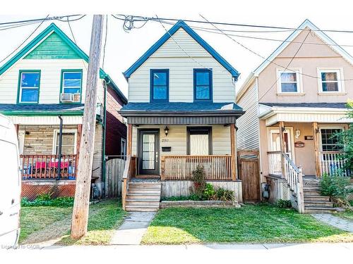 250 Avondale Street  Hamilton, ON L8L 7C5