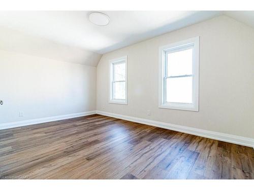 250 Avondale Street, Hamilton, ON - Indoor Photo Showing Other Room