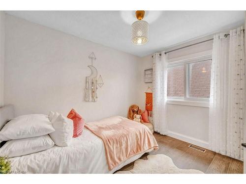 62 Tottenham Street, Kitchener, ON - Indoor Photo Showing Bedroom