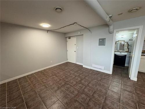 104-7 Mary Street, Hamilton, ON - Indoor Photo Showing Other Room