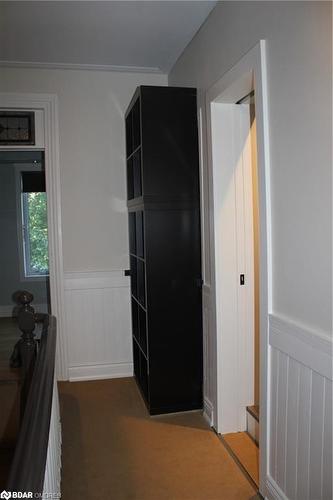 19 Oxford Street, Hamilton, ON - Indoor Photo Showing Other Room