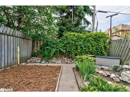 19 Oxford Street, Hamilton, ON - Outdoor