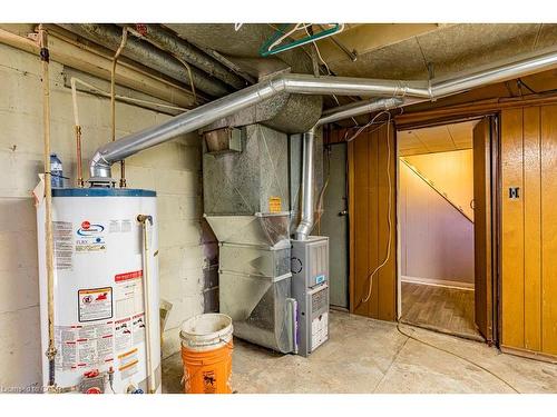 132 Tope Crescent, Hamilton, ON - Indoor Photo Showing Basement