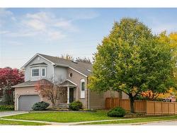 2210 Heidi Avenue  Burlington, ON L7M 3W5