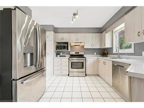 2210 Heidi Avenue, Burlington, ON - Indoor Photo Showing Kitchen