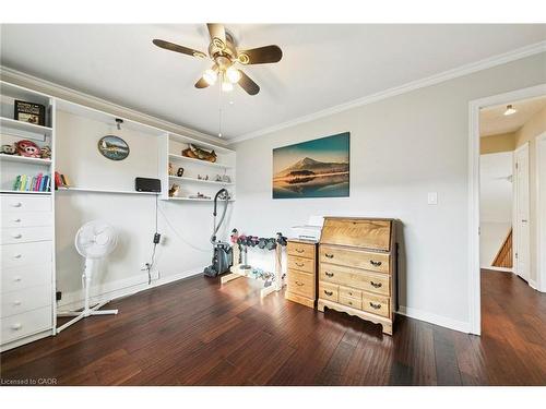 2210 Heidi Avenue, Burlington, ON - Indoor