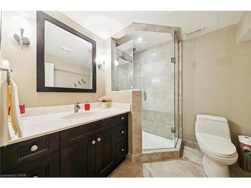 2210 Heidi Avenue, Burlington, ON - Indoor Photo Showing Bathroom