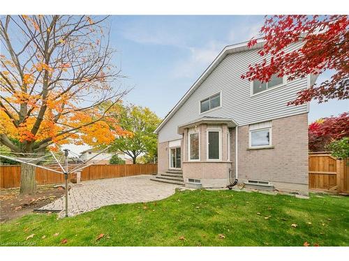 2210 Heidi Avenue, Burlington, ON - Outdoor