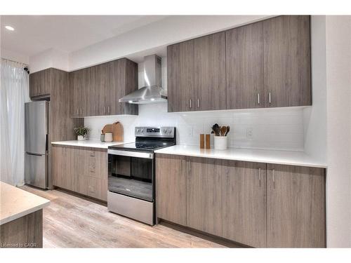 602-50 Grand Avenue S, Cambridge, ON - Indoor Photo Showing Kitchen
