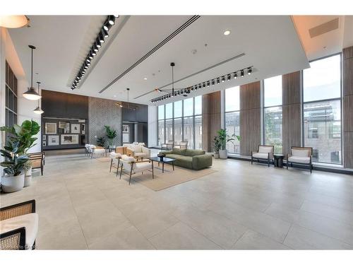 602-50 Grand Avenue S, Cambridge, ON - Indoor