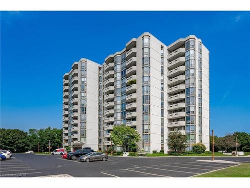 1107-5090 Pinedale Avenue, Burlington, ON - Outdoor With Balcony With Facade
