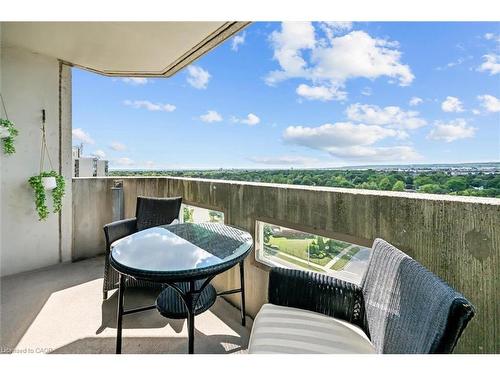 1107-5090 Pinedale Avenue, Burlington, ON - Outdoor With Balcony With Exterior