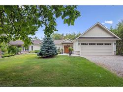 882-888 Fairway Road N Kitchener, ON N2A 0C2