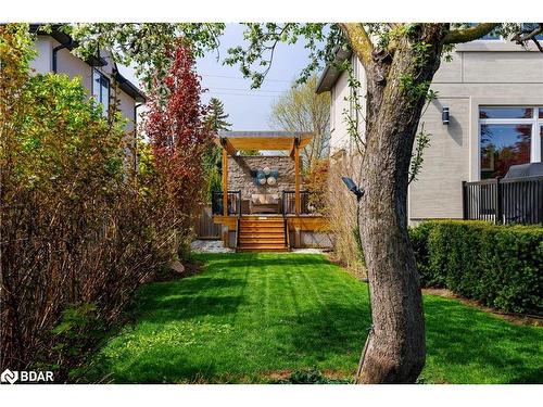 443 Seabourne Drive, Oakville, ON - Outdoor