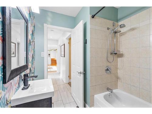 1177 Bellview Street, Burlington, ON - Indoor Photo Showing Bathroom