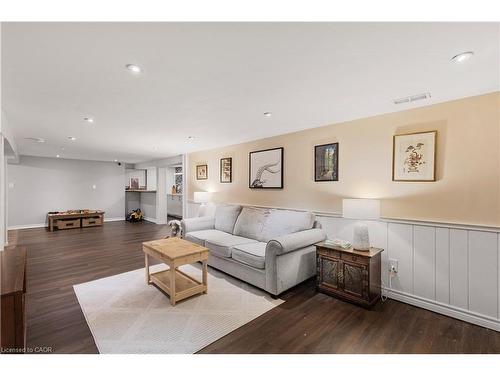 1177 Bellview Street, Burlington, ON - Indoor Photo Showing Living Room