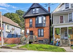 3-30 Stirton Street  Hamilton, ON L8L 6E8