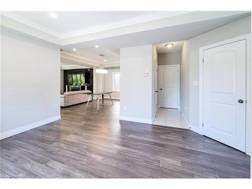 5-1261 Mohawk Road W, Ancaster, ON - Indoor