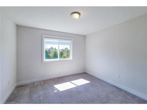 5-1261 Mohawk Road W, Ancaster, ON - Indoor Photo Showing Other Room