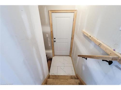 5-1261 Mohawk Road W, Ancaster, ON - Indoor Photo Showing Other Room