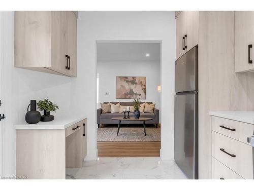 20 Hill Street, Hamilton, ON - Indoor