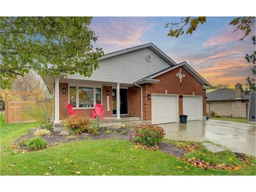 1 Edgewood Court, Wellesley, ON - Outdoor