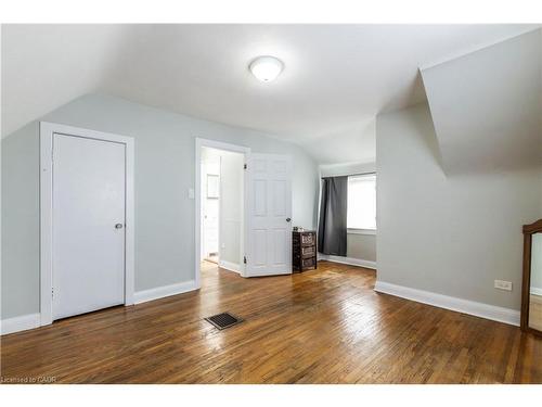 20 West 1St Street, Hamilton, ON - Indoor Photo Showing Other Room