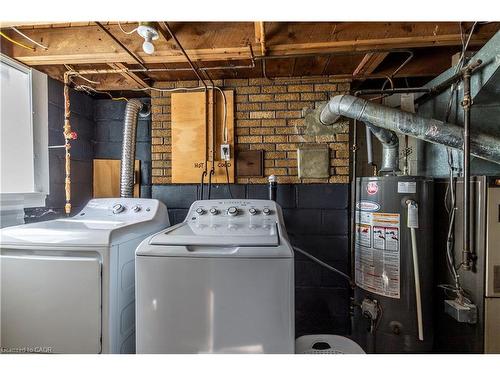 20 West 1St Street, Hamilton, ON - Indoor Photo Showing Laundry Room