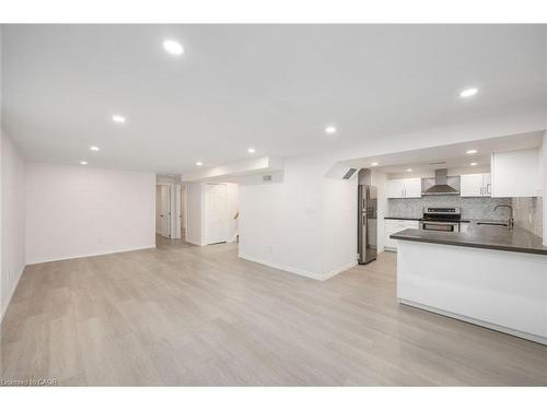 60 Champlain Avenue, Hamilton, ON - Indoor Photo Showing Other Room