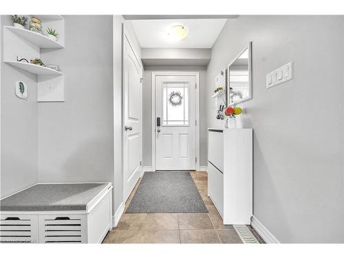 77W-77 Westminster Crescent, Fergus, ON - Indoor Photo Showing Other Room