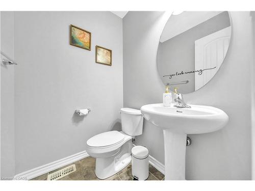 77W-77 Westminster Crescent, Fergus, ON - Indoor Photo Showing Bathroom