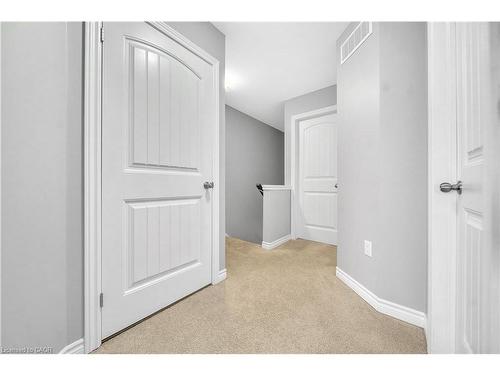 77W-77 Westminster Crescent, Fergus, ON - Indoor Photo Showing Other Room