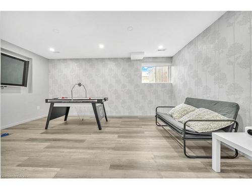 77W-77 Westminster Crescent, Fergus, ON - Indoor