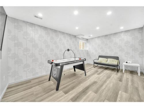 77W-77 Westminster Crescent, Fergus, ON - Indoor