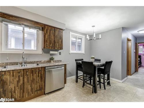 211 East 8Th Street, Hamilton, ON - Indoor