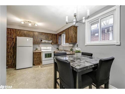 211 East 8Th Street, Hamilton, ON - Indoor