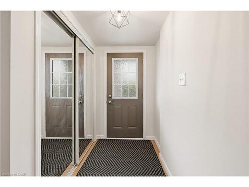 45-470 Beach Boulevard, Hamilton, ON - Indoor Photo Showing Other Room