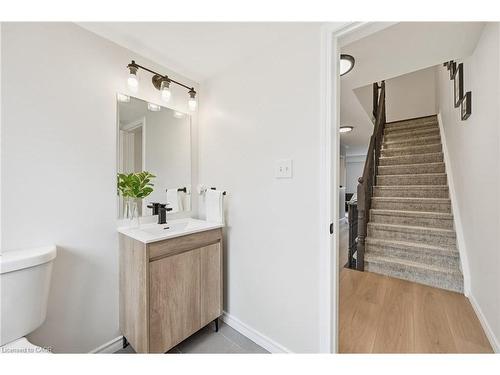 45-470 Beach Boulevard, Hamilton, ON - Indoor Photo Showing Bathroom
