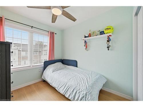 45-470 Beach Boulevard, Hamilton, ON - Indoor Photo Showing Bedroom