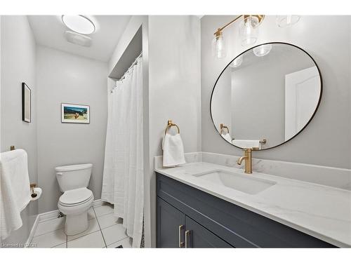45-470 Beach Boulevard, Hamilton, ON - Indoor Photo Showing Bathroom