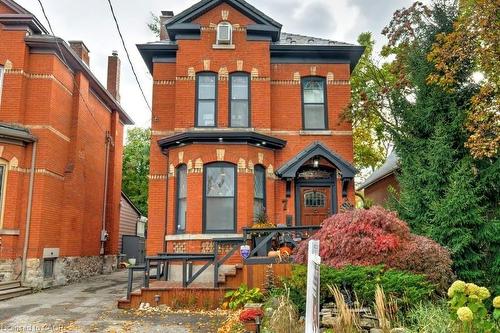 7 Homewood Avenue, Hamilton, ON - Outdoor